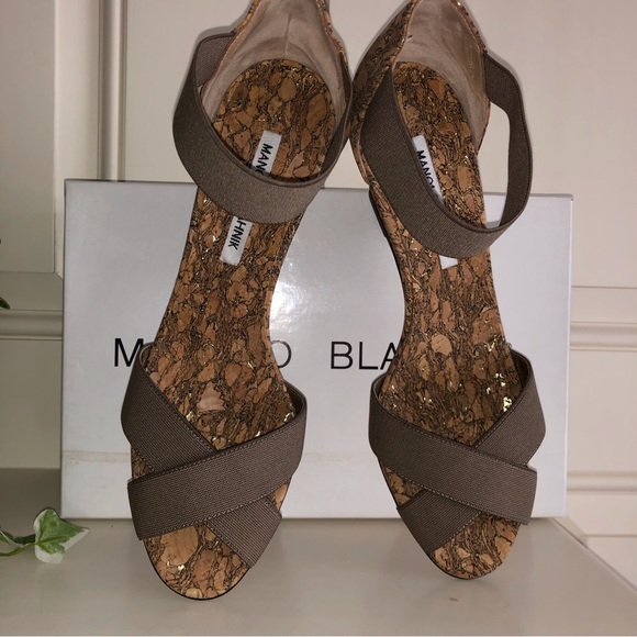 Manolo Blahnik Taupe Wedge Elastic Strap Espadrilles New Size 38 - Picture 2 of 10